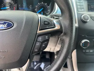 Ford Edge 2017 AWD SEL 4dr Crossover