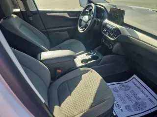 Ford Escape Hybrid 2022 SE 4dr SUV