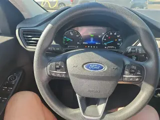Ford Escape Hybrid 2022 SE 4dr SUV