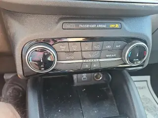 Ford Escape Hybrid 2022 SE 4dr SUV
