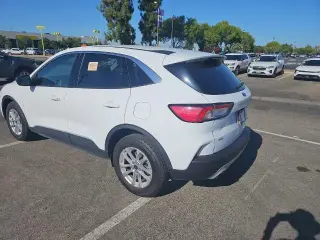 Ford Escape Hybrid 2022 SE 4dr SUV