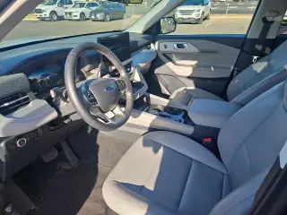 Ford Explorer 2025 AWD Active 4dr SUV