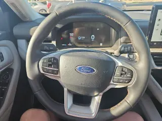 Ford Explorer 2025 AWD Active 4dr SUV