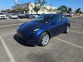 Tesla Model Y 2024 AWD Long Range 4dr Crossover