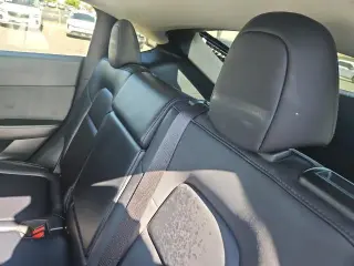 Tesla Model Y 2024 AWD Long Range 4dr Crossover