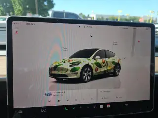 Tesla Model Y 2024 AWD Long Range 4dr Crossover