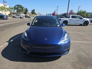 Tesla Model Y 2024 AWD Long Range 4dr Crossover