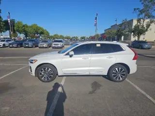 Volvo XC60 2023 AWD B5 Plus Bright Theme 4dr SUV