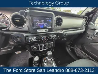 Jeep Gladiator 2020 4x4 Sport Altitude 4dr Crew Cab 5.0 ft. SB