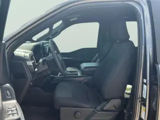 Ford F-150 2023 4x2 XL 4dr SuperCrew 5.5 ft. SB