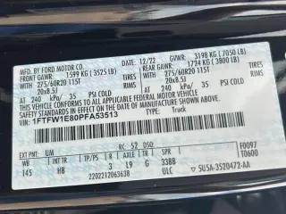 Ford F-150 2023 4x4 XL 4dr SuperCrew 5.5 ft. SB