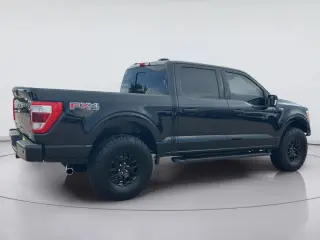 Ford F-150 2023 4x4 XL 4dr SuperCrew 5.5 ft. SB