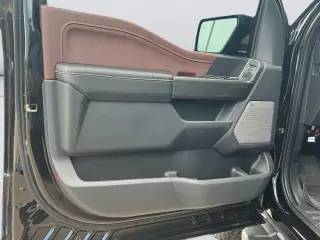 Ford F-150 2023 4x4 XL 4dr SuperCrew 5.5 ft. SB