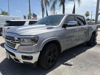 Ram 1500 2021 4x4 Laramie 4dr Crew Cab 5.6 ft. SB Pickup