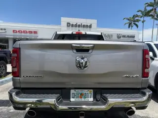 Ram 1500 2021 4x4 Laramie 4dr Crew Cab 5.6 ft. SB Pickup