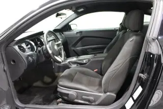 Ford Mustang 2013 V6 2dr Fastback