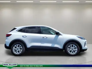 Ford Escape Hybrid 2023 Active 4dr SUV