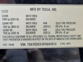 Tesla Model Y 2023 AWD 4dr Crossover