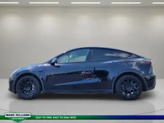 Tesla Model Y 2023 AWD 4dr Crossover