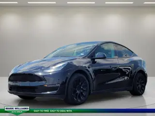 Tesla Model Y 2023 AWD 4dr Crossover