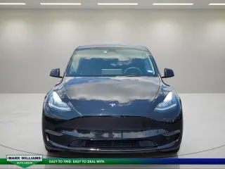 Tesla Model Y 2023 AWD 4dr Crossover