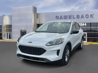 Ford Escape 2022 AWD SE 4dr SUV