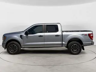 Ford F-150 2023 4x4 XL 4dr SuperCrew 5.5 ft. SB