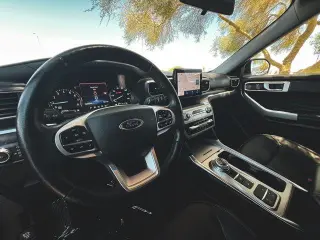 Ford Explorer 2023 XLT 4dr SUV
