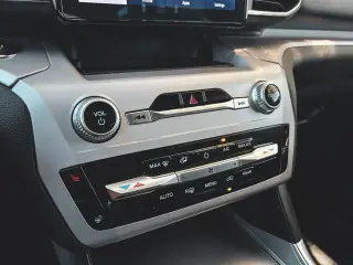 Ford Explorer 2023 XLT 4dr SUV