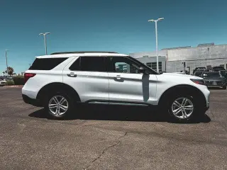 Ford Explorer 2023 XLT 4dr SUV