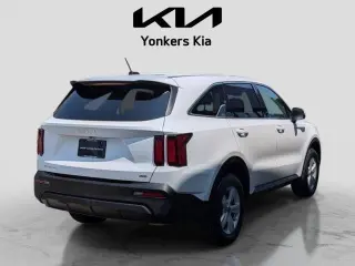 Kia Sorento 2023 AWD LX 4dr SUV