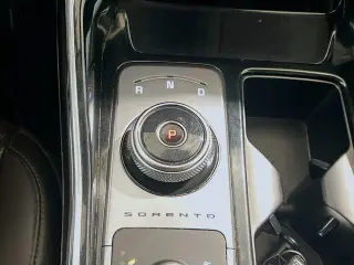 Kia Sorento Plug-In Hybrid 2022 AWD SX 4dr SUV