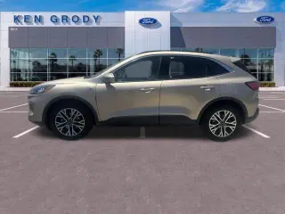 Ford Escape 2021 SEL 4dr SUV