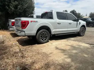 Ford F-150 2023 4x4 Lariat 4dr SuperCrew 5.5 ft. SB