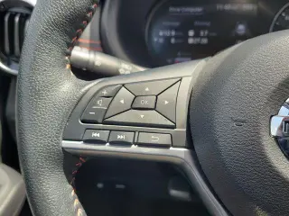 Nissan Kicks 2021 SR 4dr Crossover
