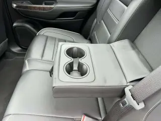 GMC Acadia 2022 4x4 Denali 4dr SUV