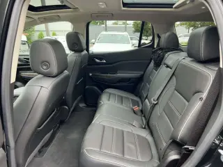 GMC Acadia 2022 4x4 Denali 4dr SUV