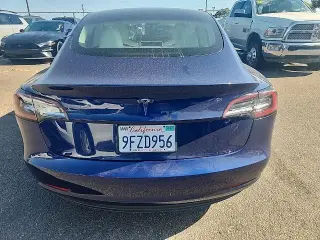 Tesla Model 3 2023 4dr Sedan