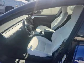Tesla Model 3 2023 4dr Sedan