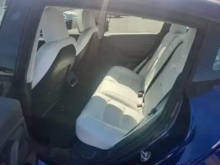 Tesla Model 3 2023 4dr Sedan