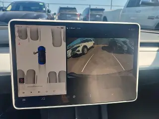 Tesla Model 3 2023 4dr Sedan
