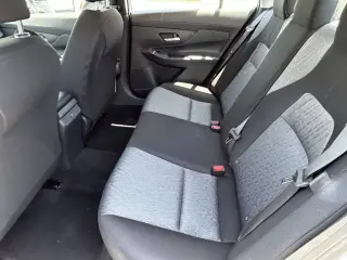 Nissan Sentra 2026 SV 4dr Sedan
