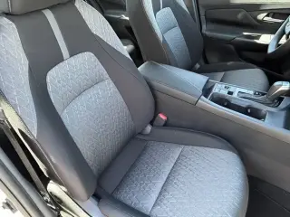 Nissan Sentra 2026 SV 4dr Sedan