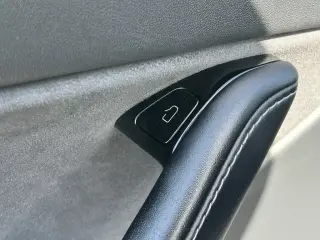 Tesla Model Y 2020 AWD Long Range 4dr Crossover