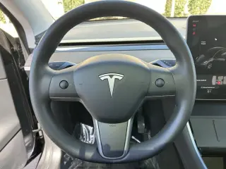 Tesla Model Y 2020 AWD Long Range 4dr Crossover