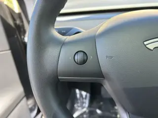 Tesla Model Y 2020 AWD Long Range 4dr Crossover