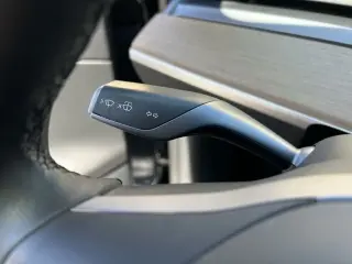 Tesla Model Y 2020 AWD Long Range 4dr Crossover