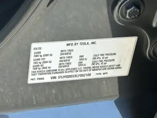 Tesla Model Y 2020 AWD Long Range 4dr Crossover