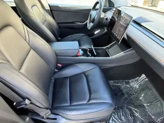 Tesla Model Y 2020 AWD Long Range 4dr Crossover