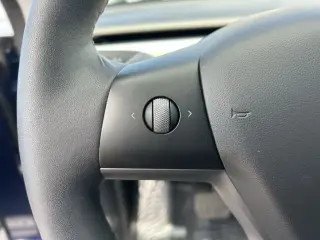 Tesla Model Y 2022 AWD Long Range 4dr Crossover